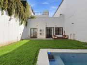 Venta PH 3 ambientes con patio y pileta en Chacarita