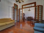 Venta PH 5 ambientes con terraza Monserrat