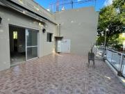 Venta PH con balcón terraza y mucha luz natural