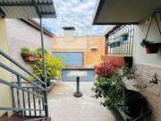 VENTA PH DEPARTAMENTO 3 AMBIENTES EN CASEROS PATIO TERRAZA