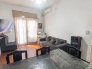 VENTA PH EN FLORES 3 AMBIENTES CON PATIO