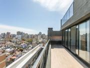 Venta piso 2 ambientes balcón y parrilla