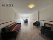 Venta piso 4 ambientes a la calle con balcón, Centro,...