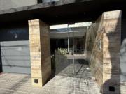 Venta Piso dos cocheras / Balcón y Pileta en Villa...