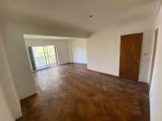 Venta piso exclusivo con cochera Rosario Tribunales