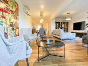 VENTA Piso exclusivo. Dos dormitorios. Vista franca al...