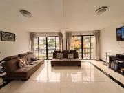 Venta propiedad con tres viviendas en campohermoso,...