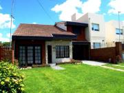 VENTA PUNTA MOGOTES INMUEBLE DE CATEGORÃA. CHALET 5...