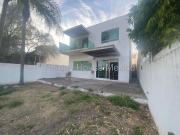 VENTA. Real de Juriquilla Casa con 2 recámaras y sala de TV