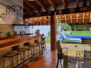 VENTA/ RENTA CASA EN PRIVADA JURICA /NG