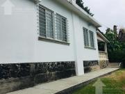 Venta / Renta Casa sola frente al Lienzo Charro,...