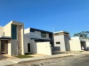 VENTA RESIDENCIA 4 HABITACION CON ALBERCA SAN DIEGO CUTZ...