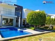 Venta residencia con acceso al campo de golf Paraiso...