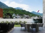 VENTA Residencia con Alberca en FRACC. SIERRA ALTA 9° de...