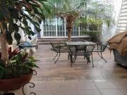 VENTA RESIDENCIA CON TERRAZA Y JARDINES EN LAS PACANDAS...