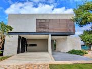 Venta Residencia en Yucatán Country Club, El Mejor Club...