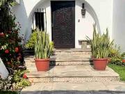 VENTA SAN BORJA, CASA DE 1 PISO, 4 DORMITORIOS, 2...