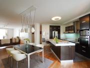 Venta semi piso 3 amb, 2 dormitorios en suite, Pileta...