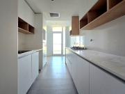 VENTA SEMIPISO 4 AMB + DEPENDENCIA INFINITY TOWERS CON...