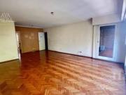 Venta Semipiso Av Santa Fe 2 dormitorios y dependencia