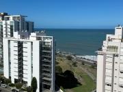 Venta Semipiso de 3 ambientes en Playa Grande