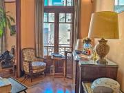 VENTA semipiso departamento Edificio clasico muy comodo....