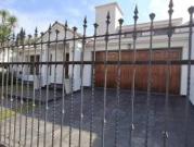 VENTA SEÑORA CASA en URCA APTA CREDITO! 4d 4B QUINCHO y...