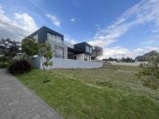 Venta Terreno, Cumbayá, cerca a la San Francisco, Quito