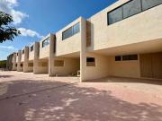 VENTA TOWNHOUSE 3 RECAMARAS, ALBERCA Y PANELES SOLARES...