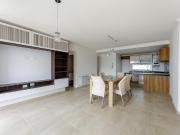 Venta tres dormitorios con cochera zona centro