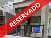 Venta Triplex 4 ambientes con jardin y cochera para 3 autos