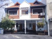 VENTA TRIPLEX DE 125,50m² totales, 4 AMBIENTES CON PATIO...