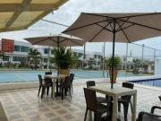 VENTA VILLA UNA PLANTA URBANIZACIÓN CERRADA SALINAS