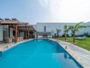 VENTA DE EXCLUSIVA CASA EN LA MOLINA – ESTILO ÁRABE