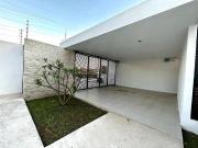 Venta y Renta de Casa 4 Habitaciones Equipado en Temozon...