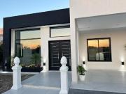 Venta/Alquiler 4 ambientes en Lagos de Canning Canning