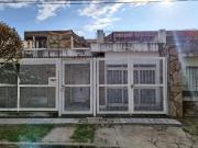 VENTA/PERMUTA Casa 2 dormitorios Patio La Florida, Rosario