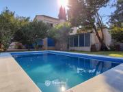 VENTA/PERMUTA Casa 3 dormitorios con piscina y Jardín. Funes