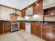 VENTA | PERMUTA Casa de 3 dormitorios con cochera...
