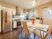 VENTA/PERMUTA Casa de 3 dormitorios con cochera, patio,...