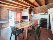 VENTA/PERMUTA Casa de 3 dormitorios con cochera, quincho...