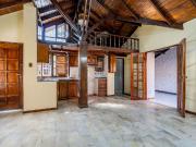 VENTA/PERMUTA Casa de 3 dormitorios, patio y cochera...