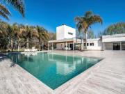 VENTA/PERMUTA Casa de lujo 4 dormitorios. Los Raigales,...