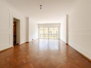 VENTA/PERMUTA Departamento 4 dormitorios al frente, con...