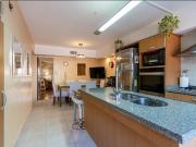 VENTA/PERMUTA Departamento de 3 dormitorios con patio de...