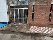 VENTAS DE CASA A REFACCIONAR EXCELENTE UBICACION