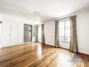 VENTE: appartement 2 pièces 45 m² Carrez dans le 15e...