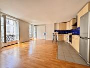 Vente Appartement 2 pièces 51.5 m2 Paris 3ème
