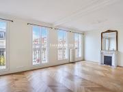Vente Appartement 2 pièces 57.57 m2 Paris 17ème