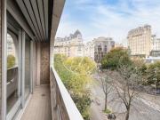 Vente Appartement 2 pièces 70.55 m2 Paris 16ème